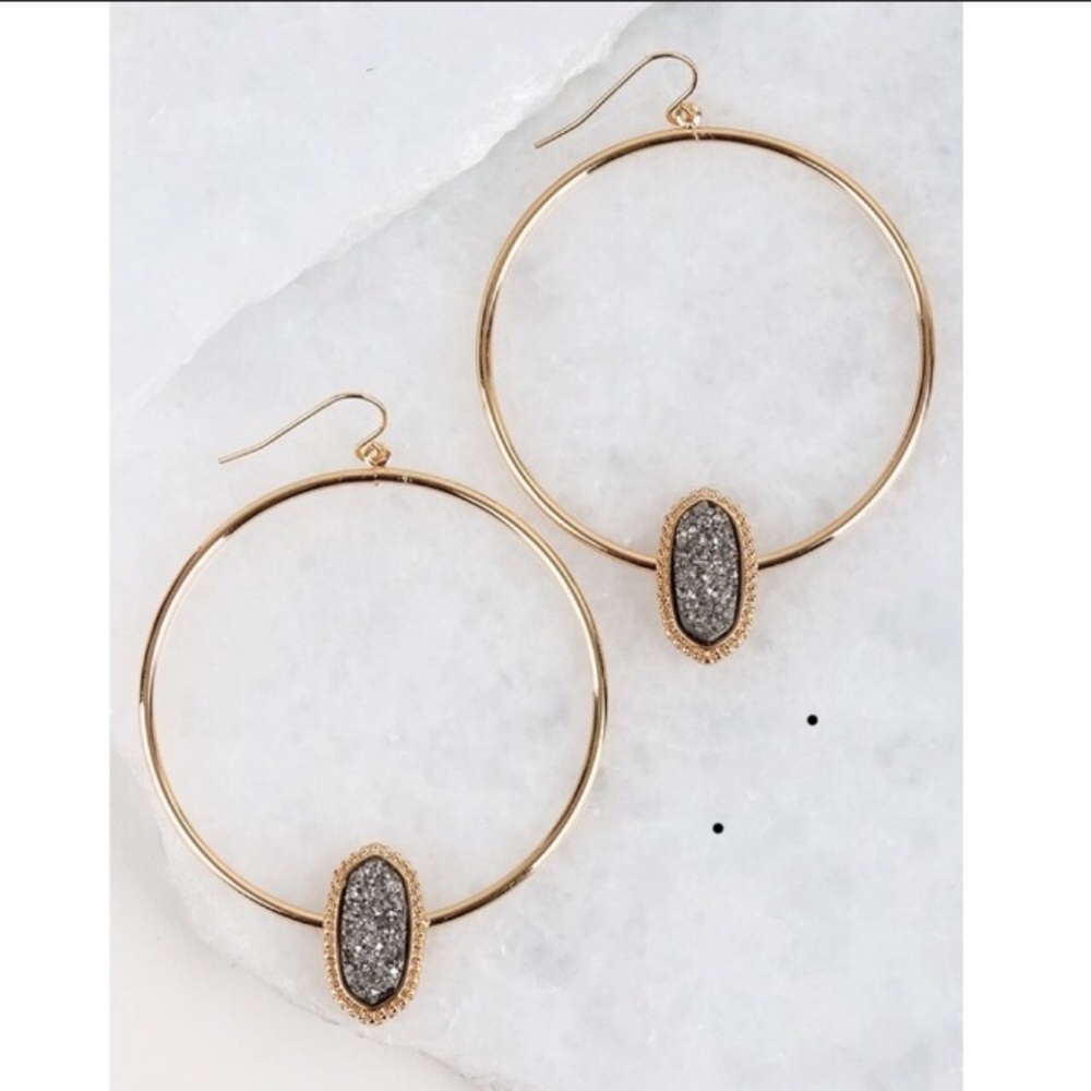 ✨✨ONLY 1 LEFT✨✨HEMATITE DRUZY ACCENT EARRINGS